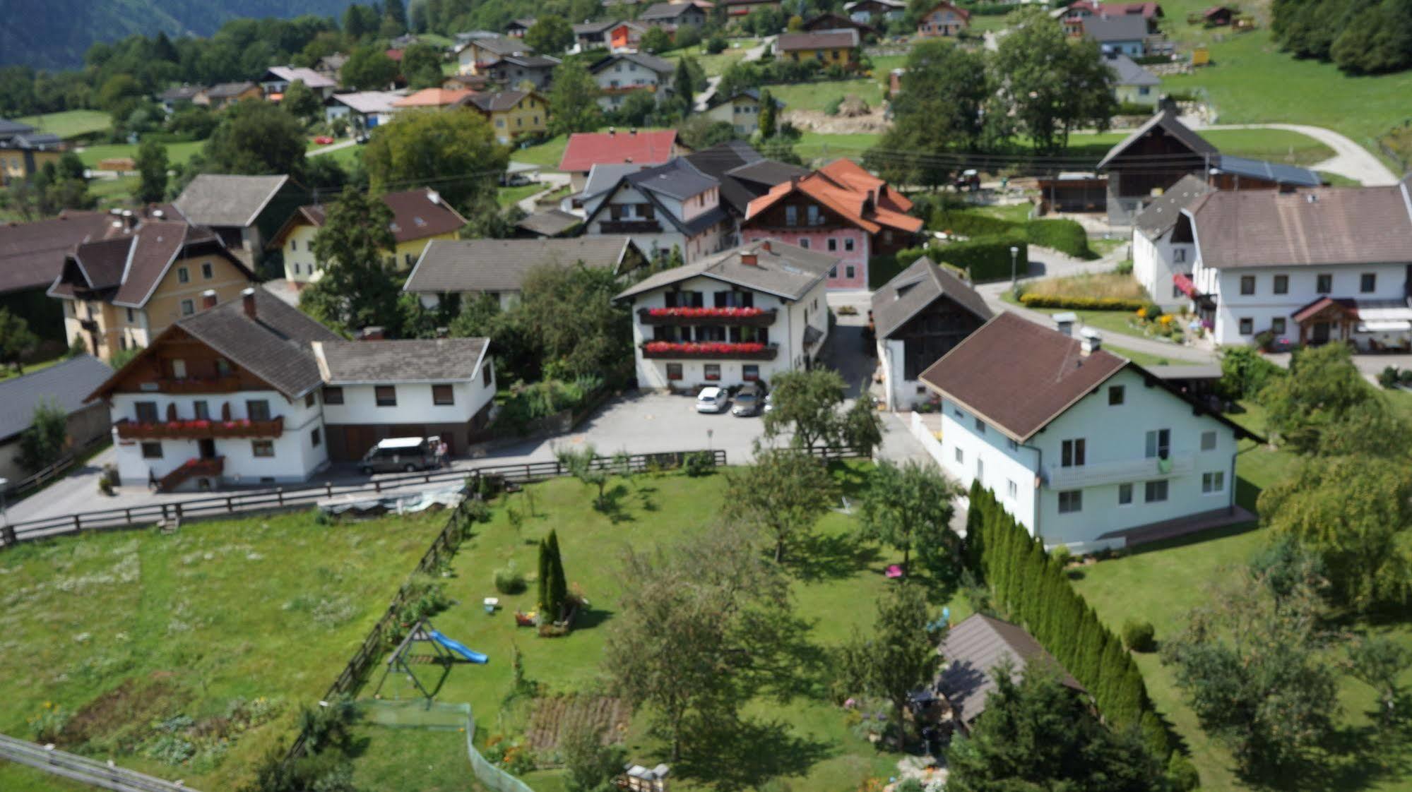 Gästehaus Zwischenberger Obervellach Exterior foto